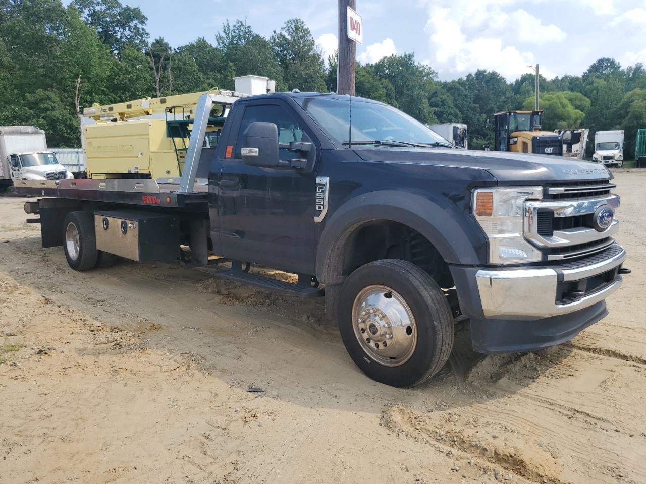 2022 Ford F550 Super Duty - Image 4