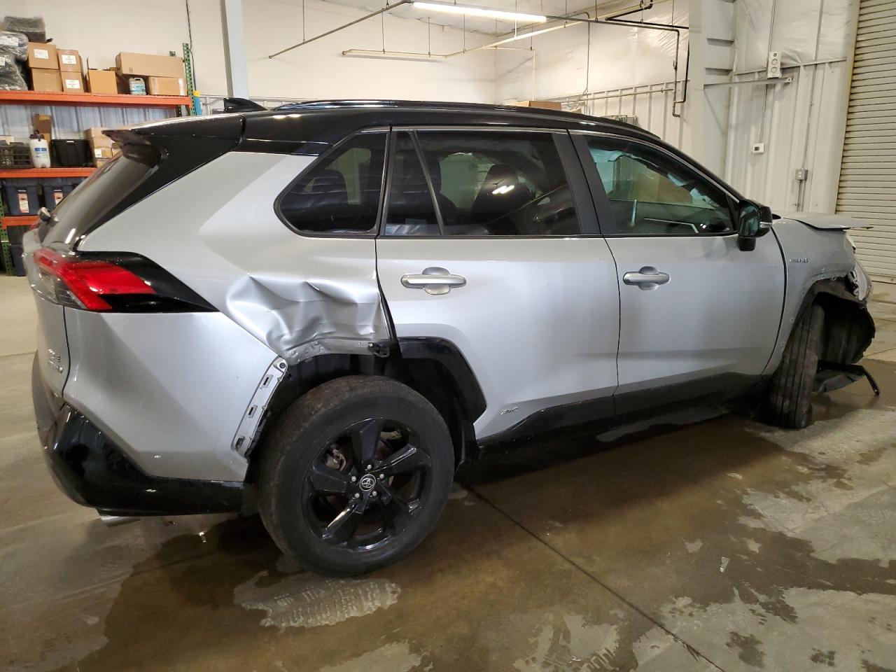 2021 Toyota Rav4 Xse - Image 3
