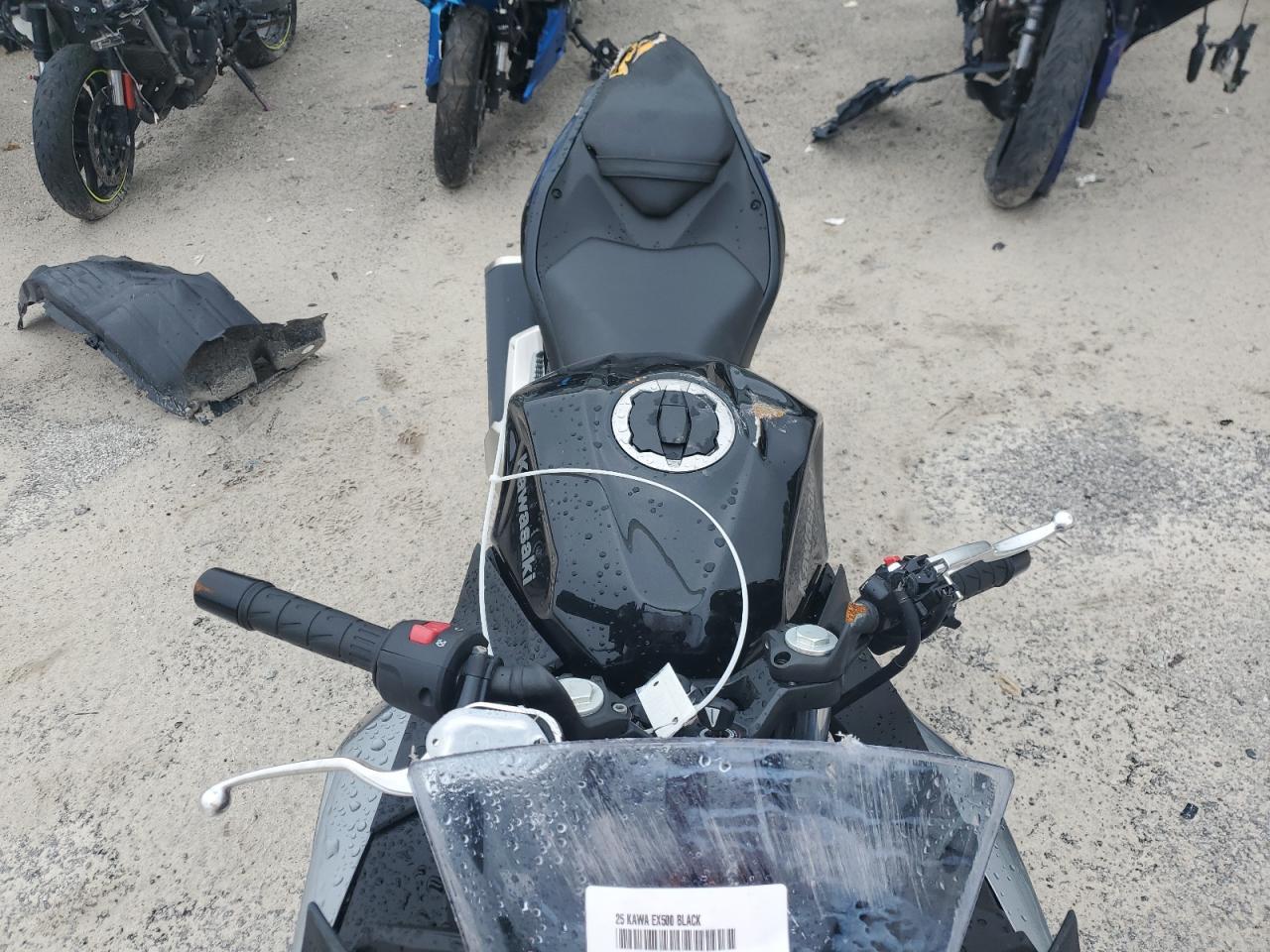 2025 Kawasaki Ex500 - Image 5