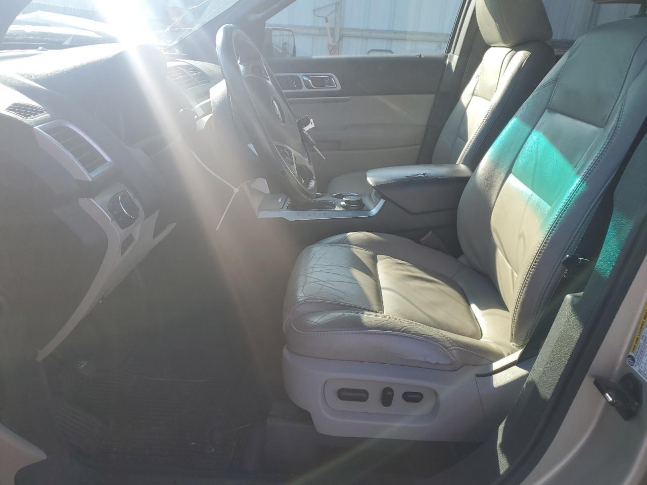 2011 Ford Explorer Xlt - Image 7