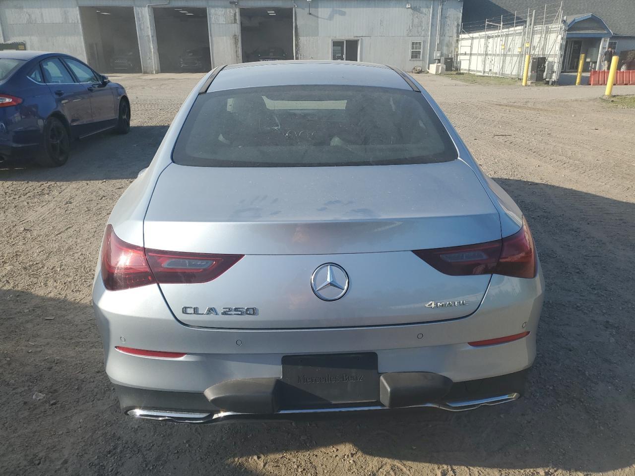 2025 Mercedes-Benz Cla 250 4Matic - Фото 6