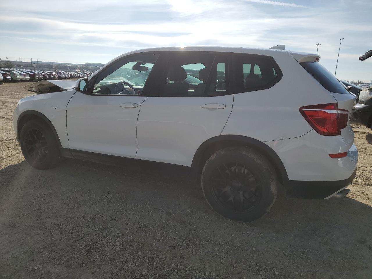 2015 BMW X3 xDrive28I - Фото 2