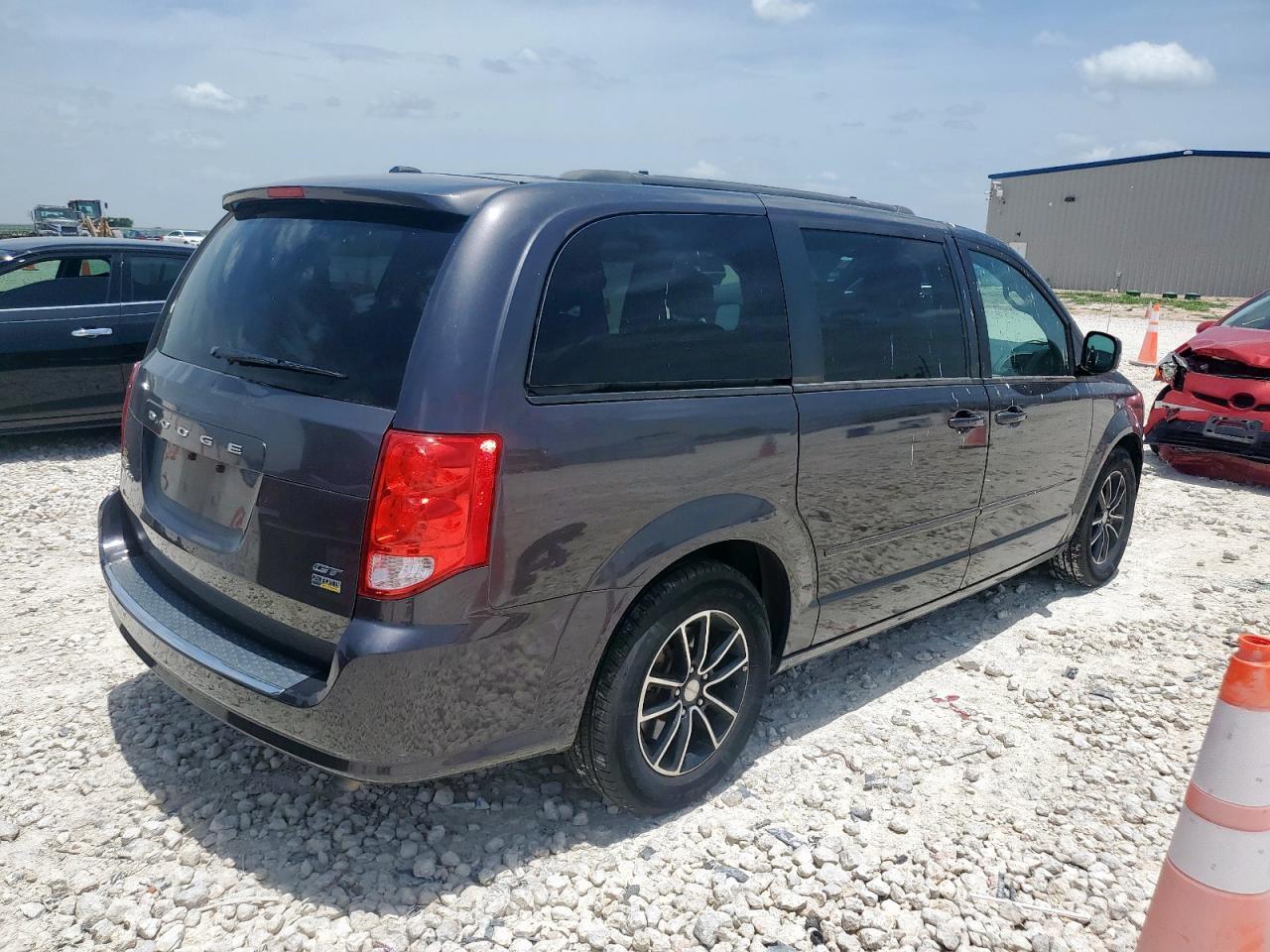 2017 Dodge Grand Caravan Gt - Фото 3