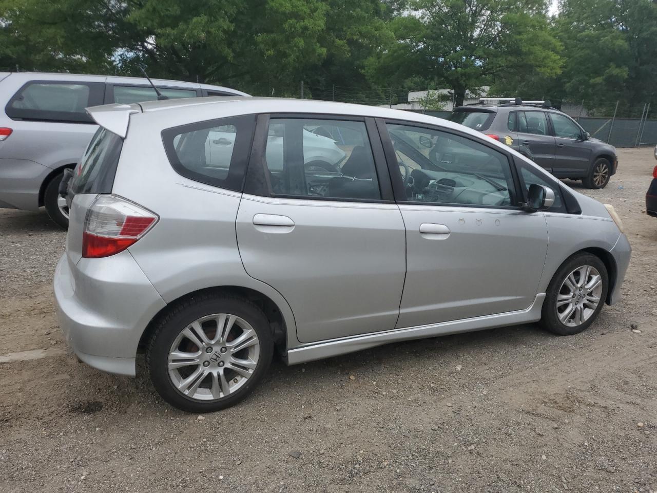 2011 Honda Fit Sport - Фото 3