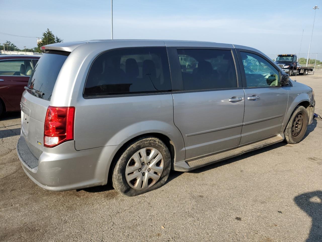2017 Dodge Grand Caravan Se - Image 3