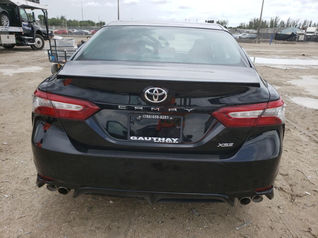 2018 Toyota Camry Xse - Фото 6