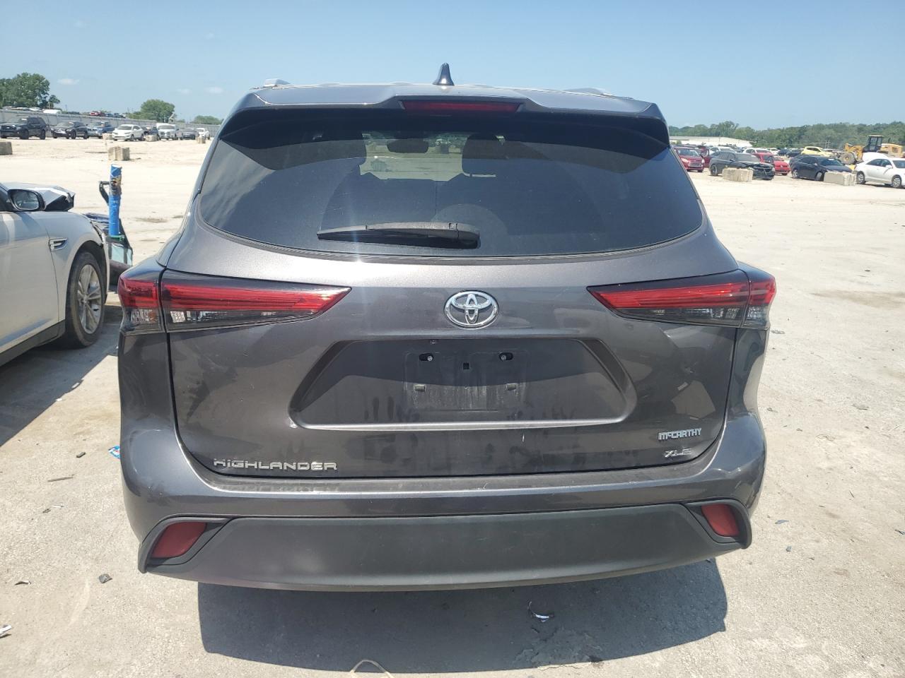 2022 Toyota Highlander Xle - Image 6