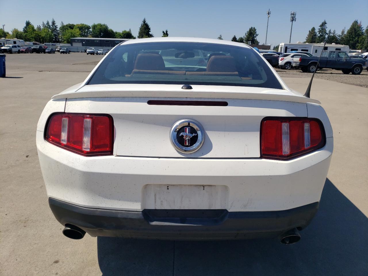 2011 Ford Mustang - Фото 6