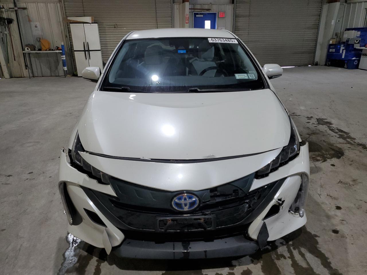 2017 Toyota Prius Prime - Фото 5