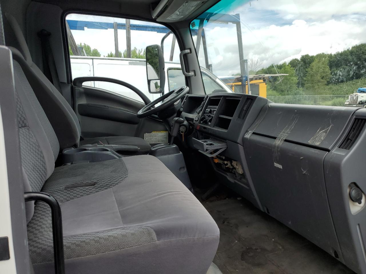 2011 Isuzu Npr - Фото 5