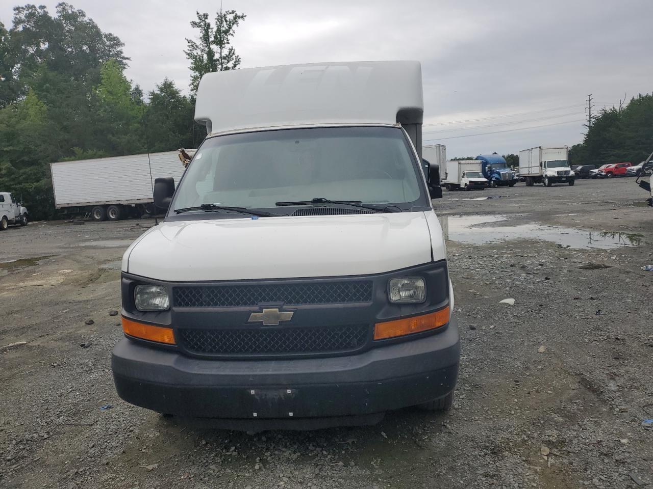 2016 Chevrolet Express G3500 - Фото 5