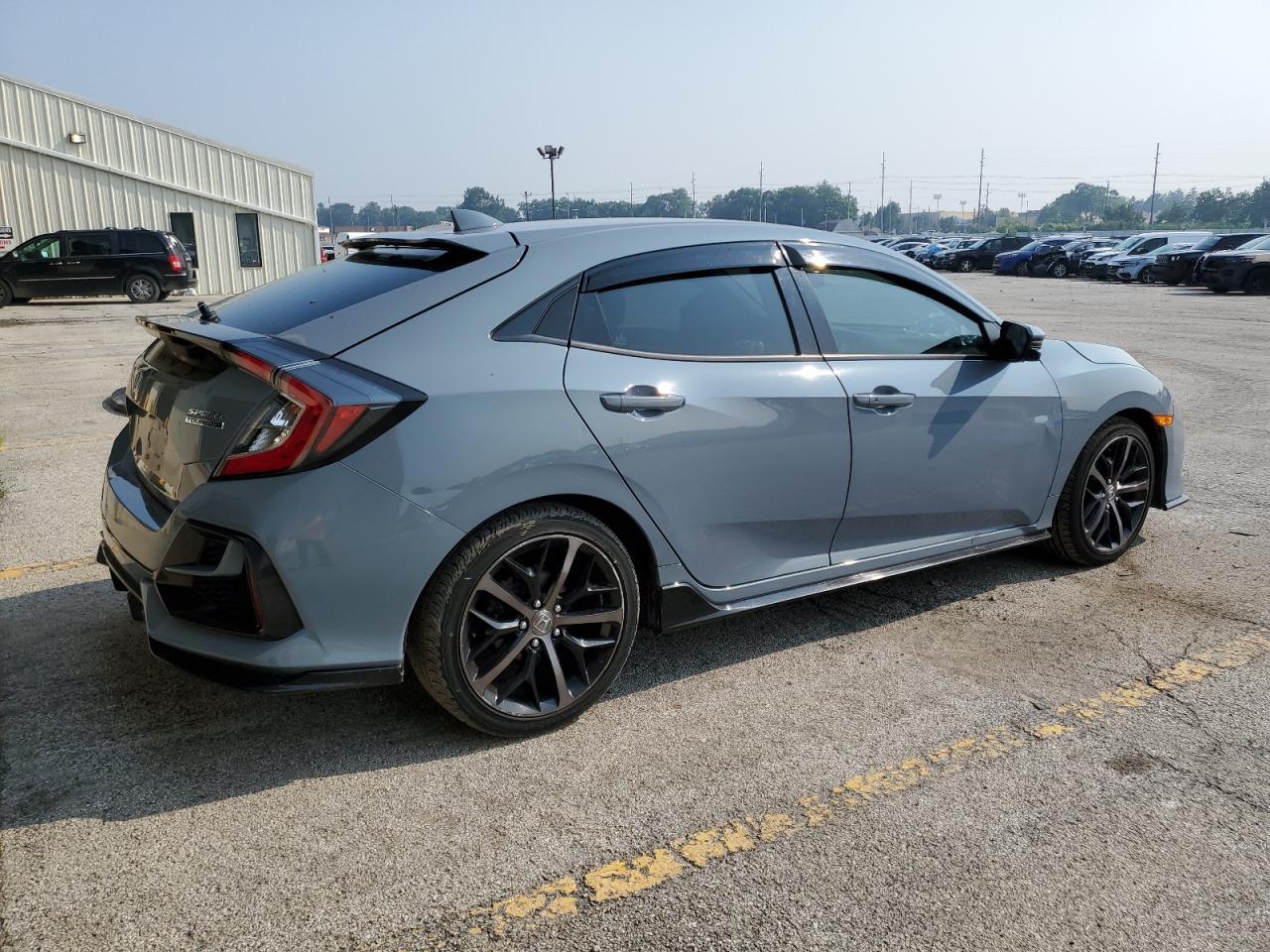 2020 Honda Civic Sport Touring - Фото 3