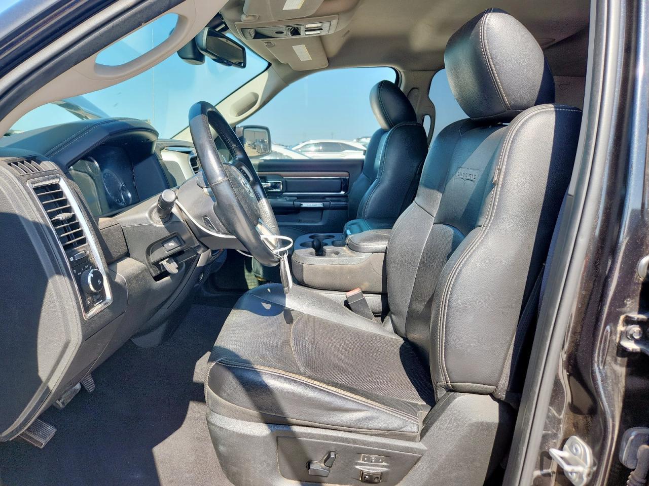 2017 Ram 1500 Laramie - Фото 7