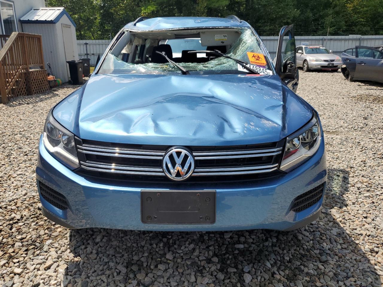 2017 Volkswagen Tiguan S - Фото 5