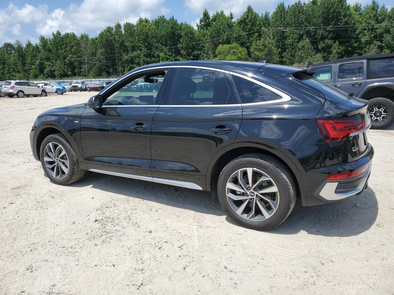 2022 Audi Q5 Sportback Premium 45 - Фото 2