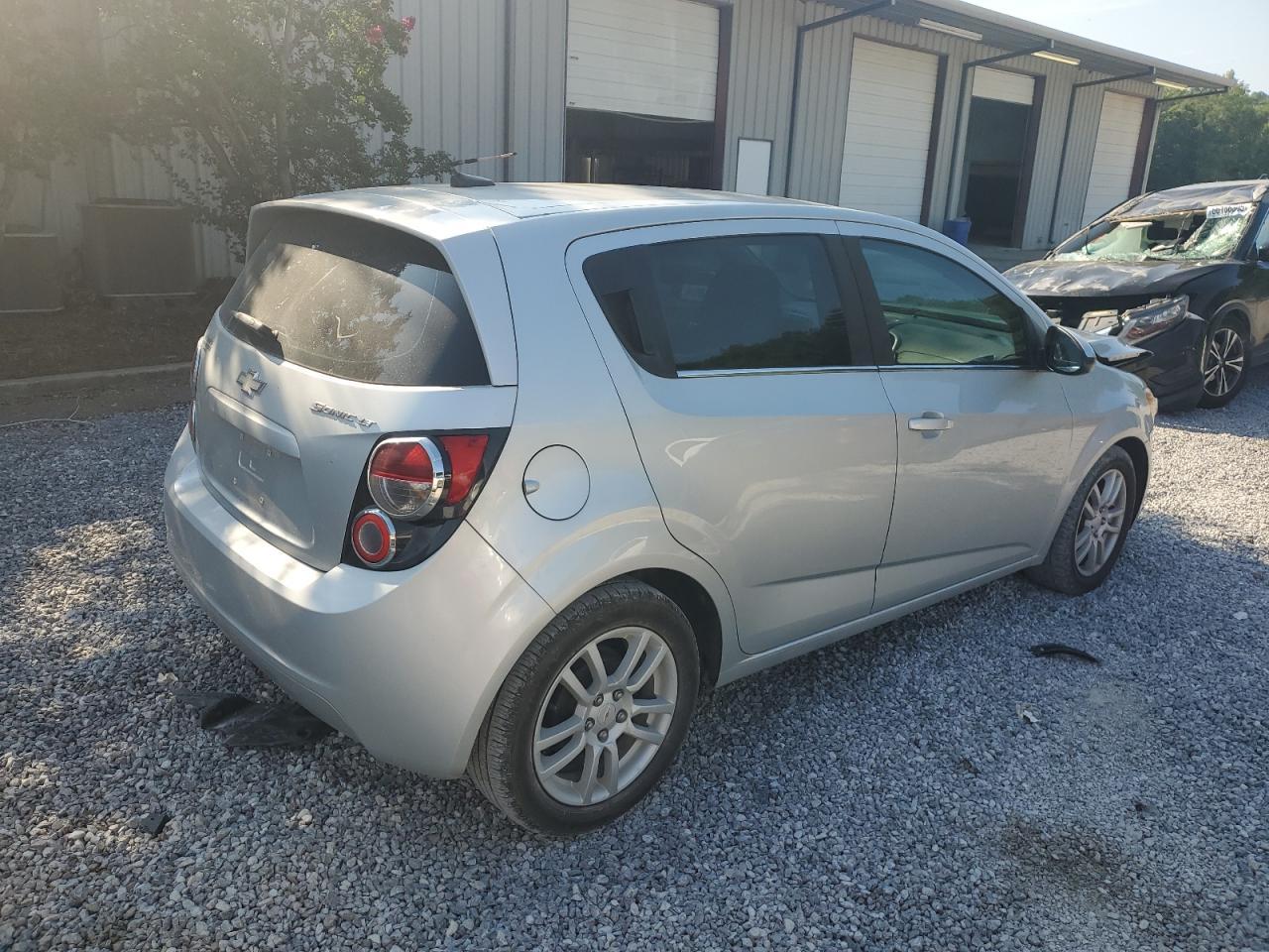 2012 Chevrolet Sonic Lt - Image 3