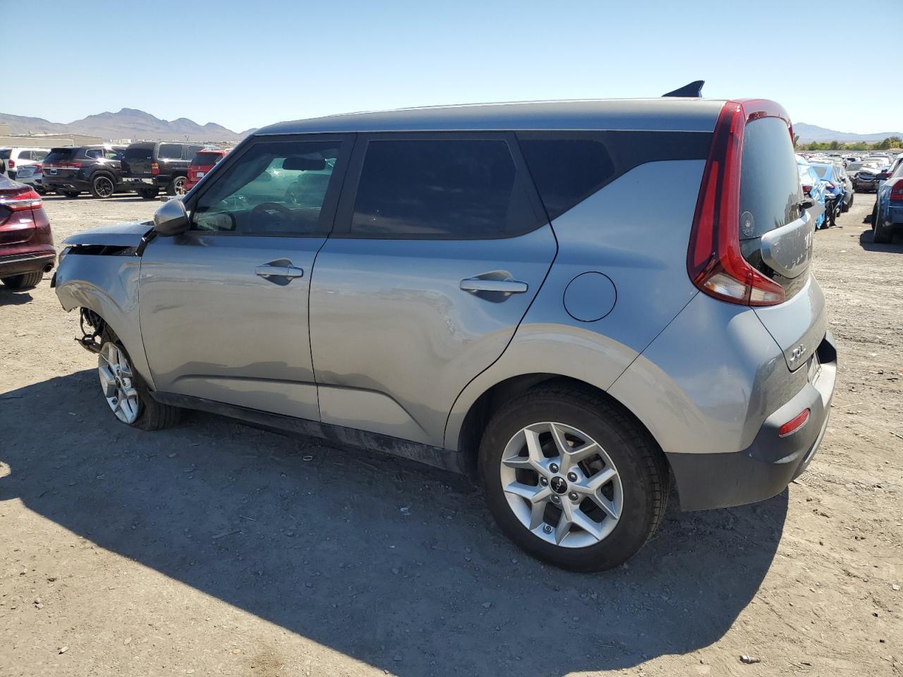 2022 Kia Soul Lx - Фото 2