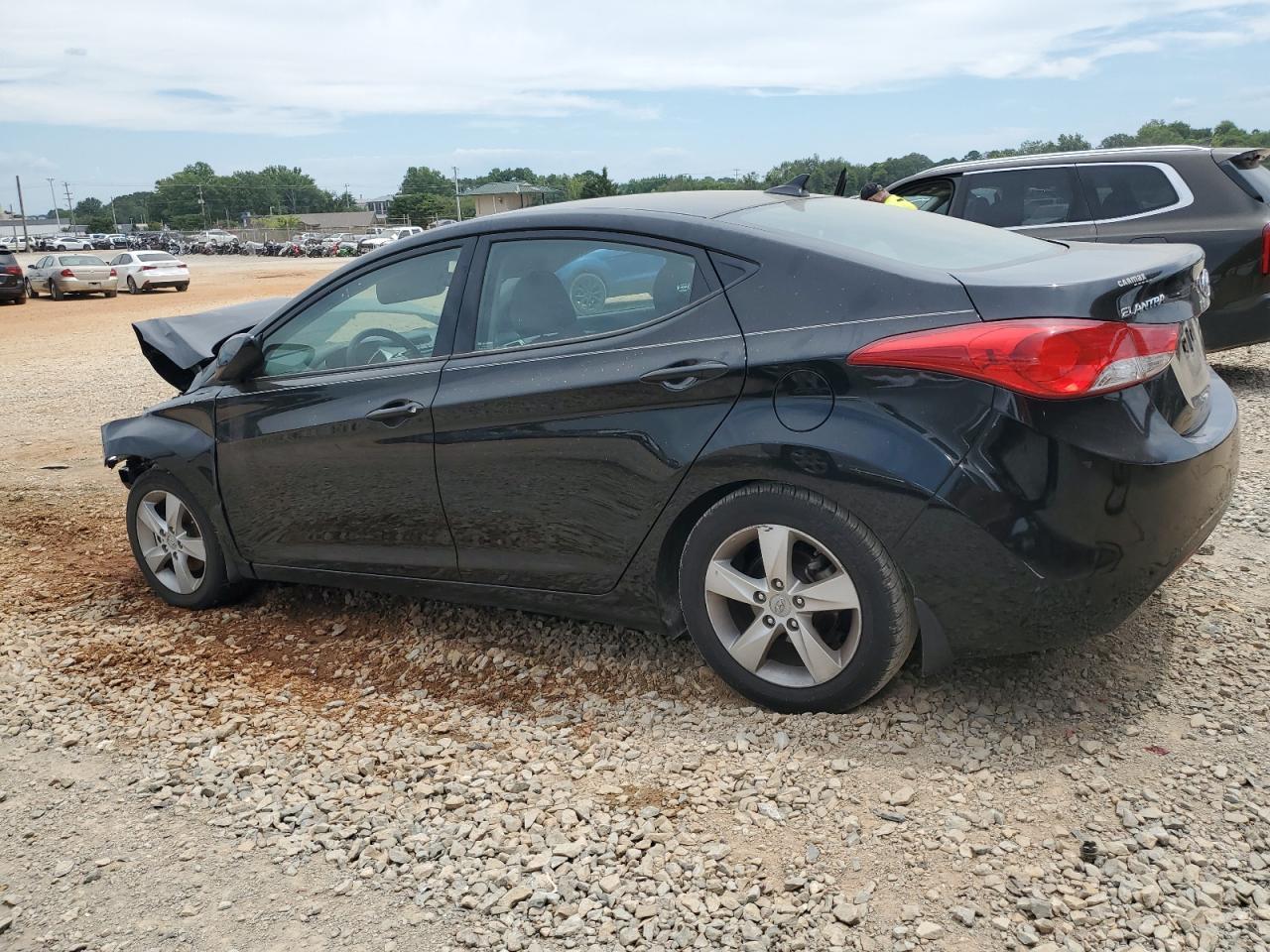 2013 Hyundai Elantra Gls - Фото 2
