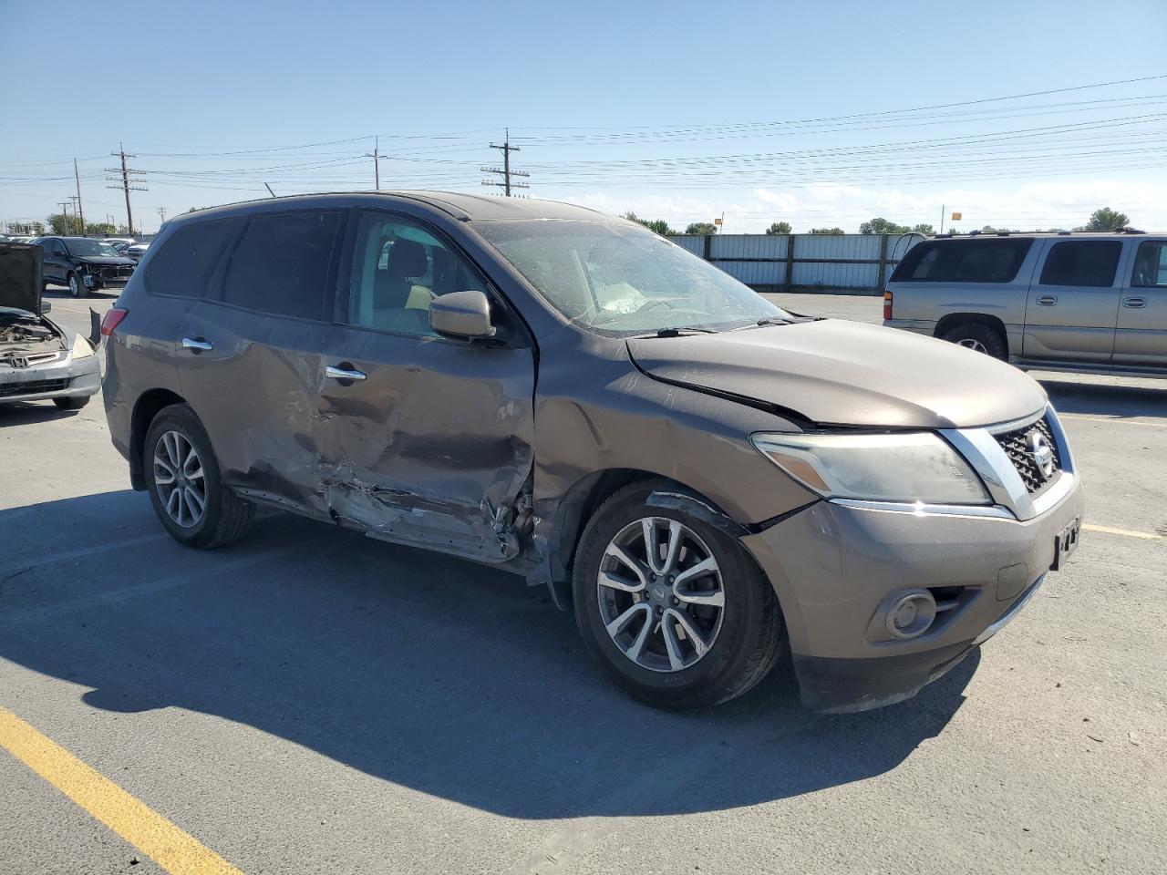 2013 Nissan Pathfinder S - Image 4