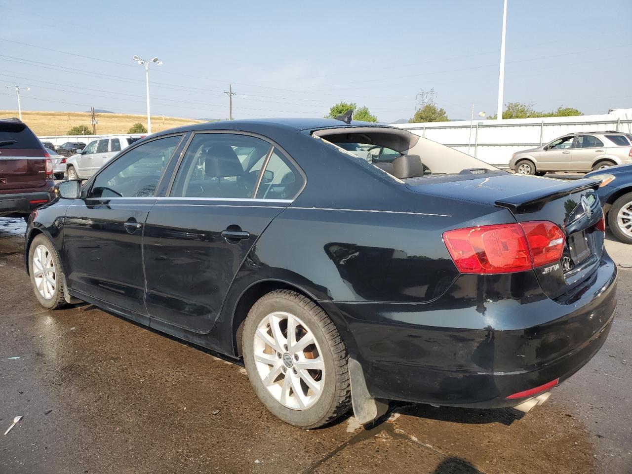 2013 Volkswagen Jetta Se - Image 2