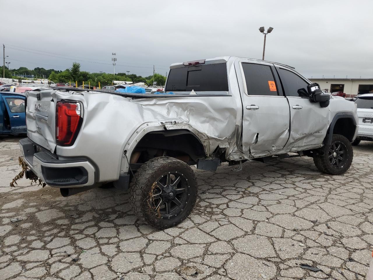 2020 GMC Sierra K2500 Denali - Image 3