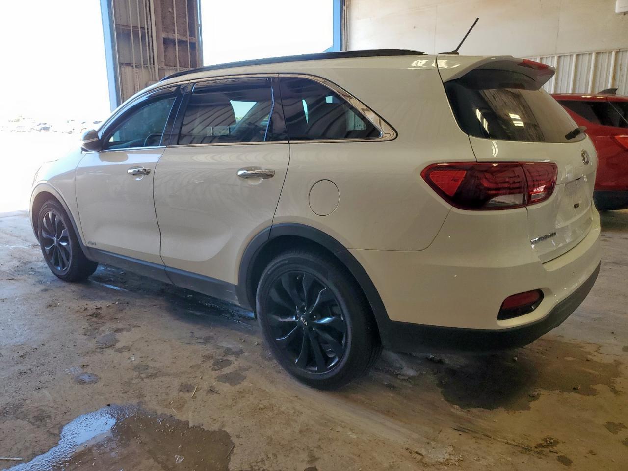 2020 Kia Sorento S - Фото 2
