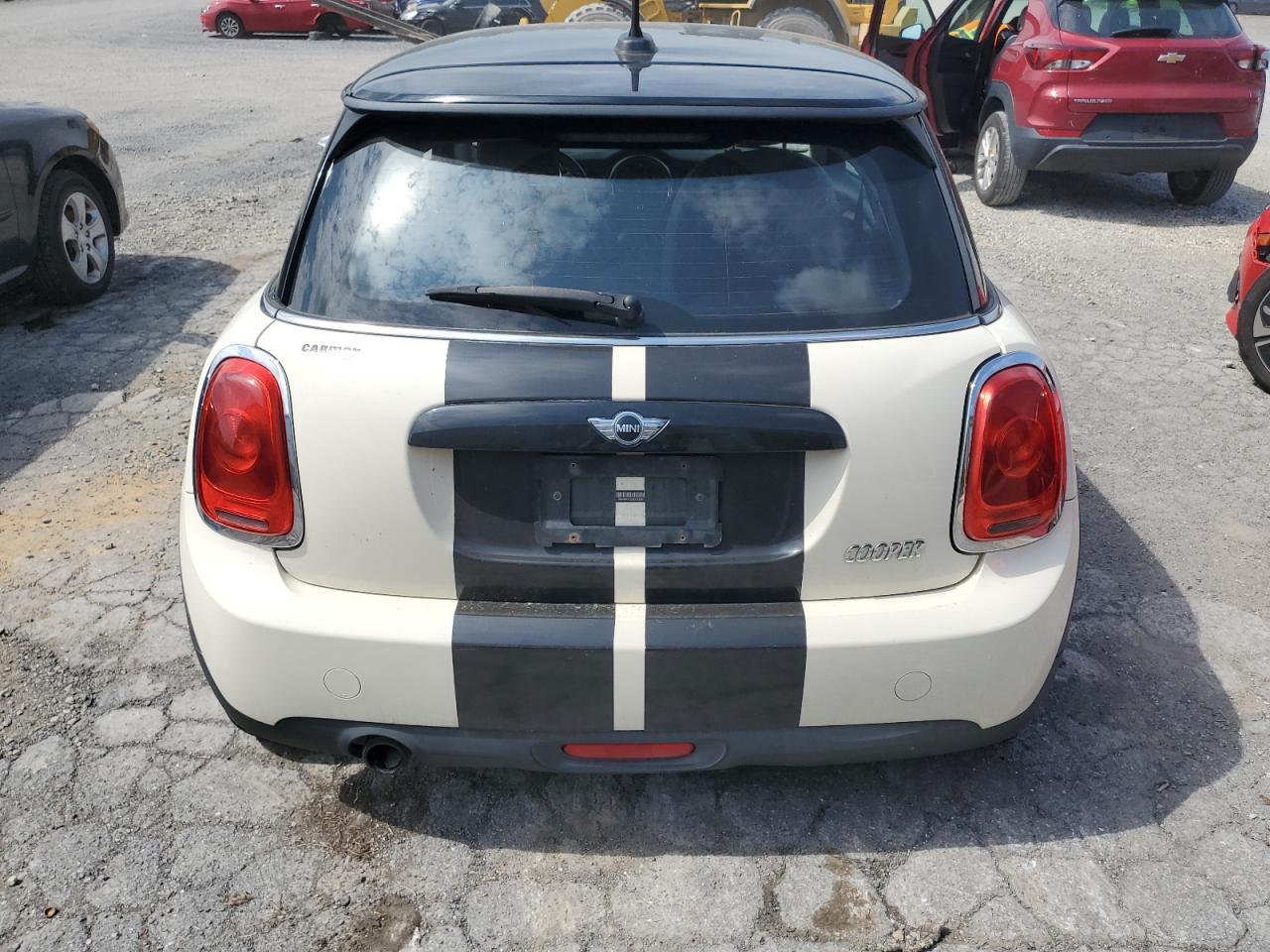 2017 Mini Cooper - Image 6