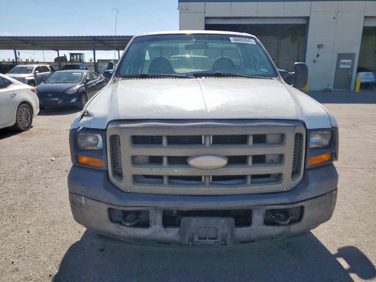 2005 Ford F250 Super Duty - Image 5