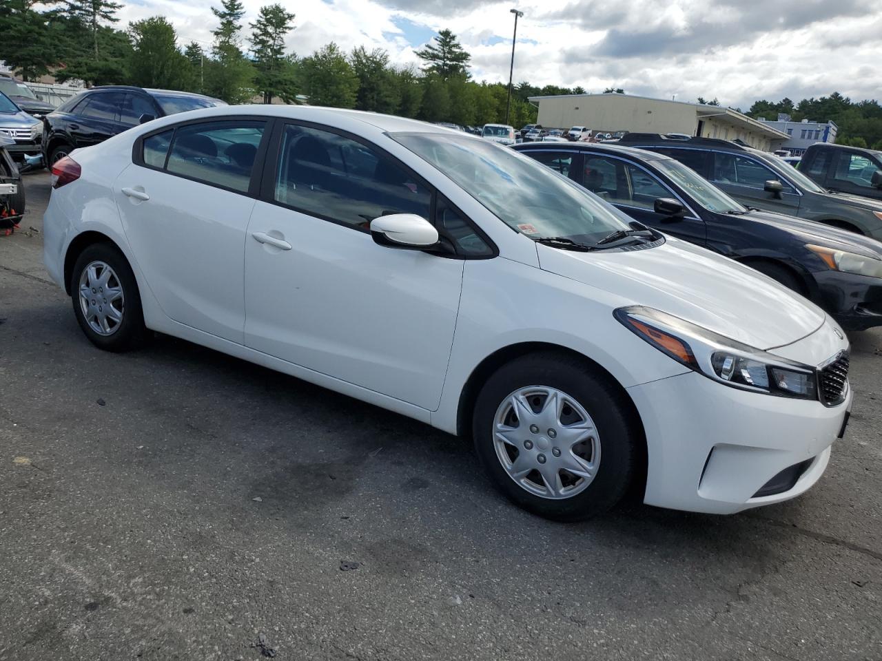 2017 Kia Forte Lx - Фото 4