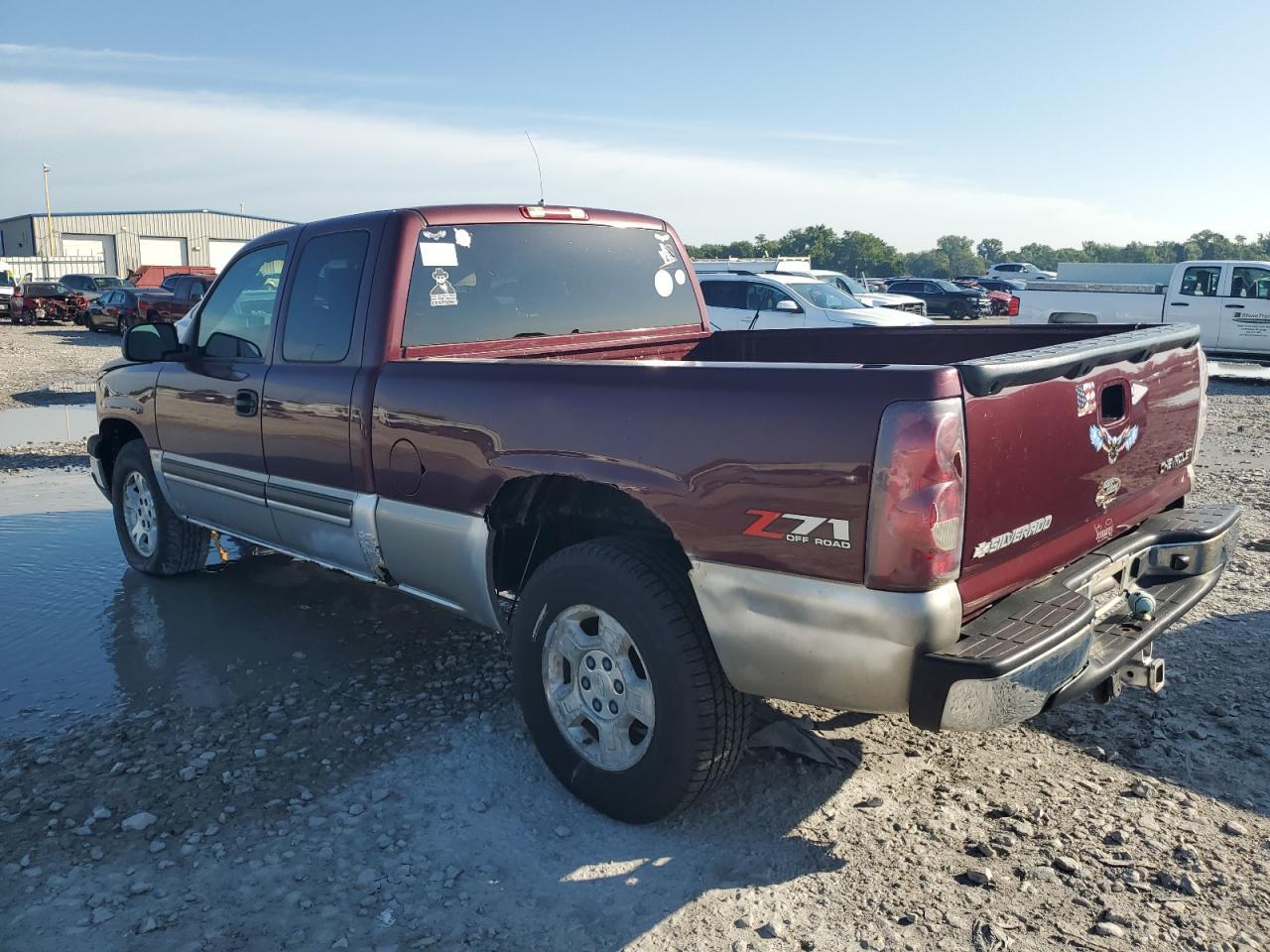 2003 Chevrolet Silverado K1500 - Image 2