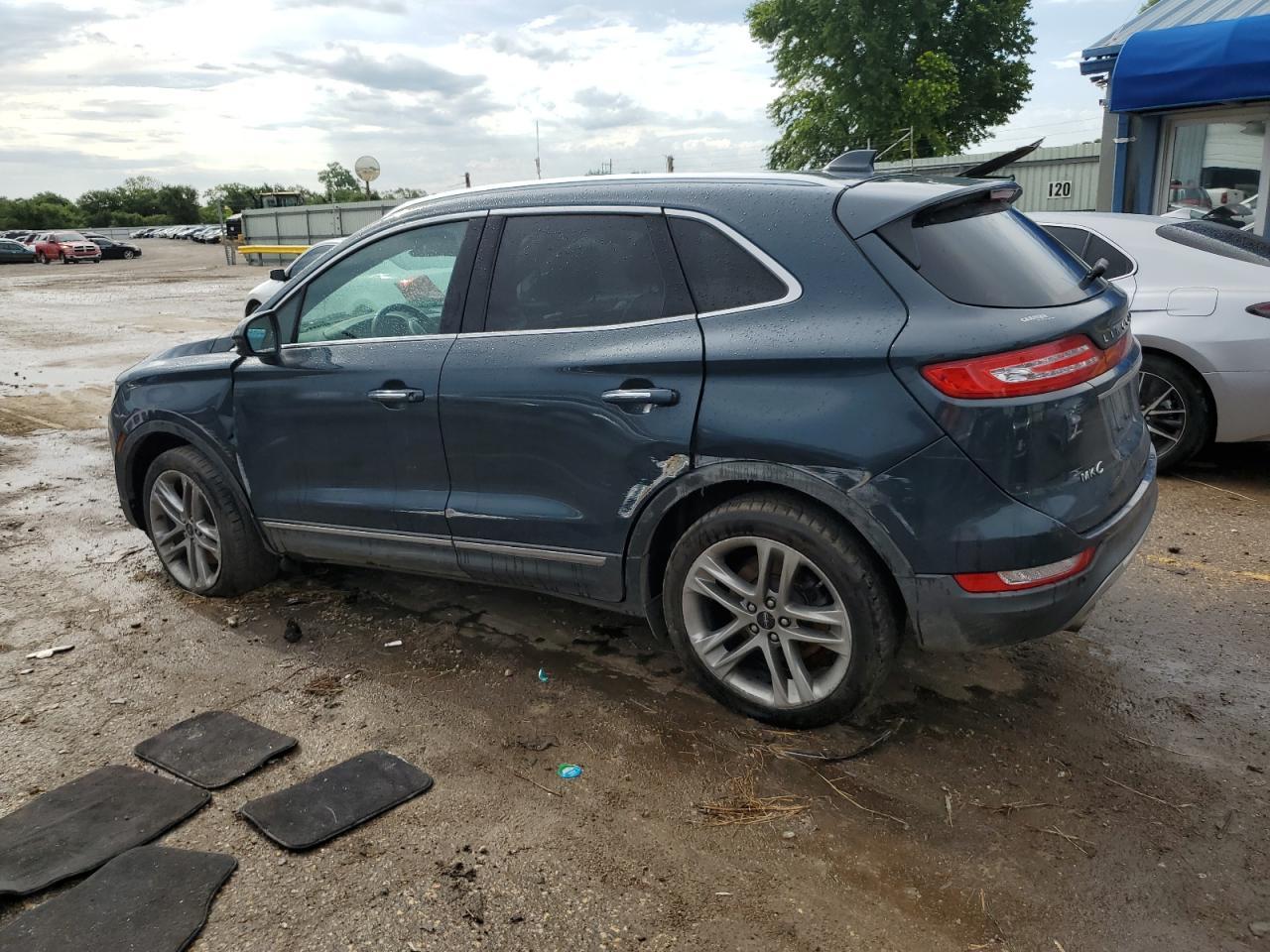 2019 Lincoln Mkc Reserve - Image 2