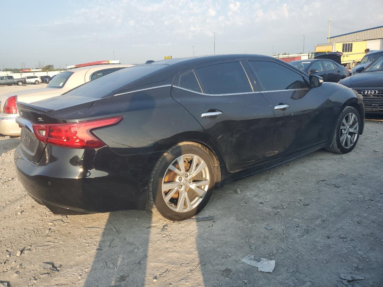 2017 Nissan Maxima 3.5S - Image 3