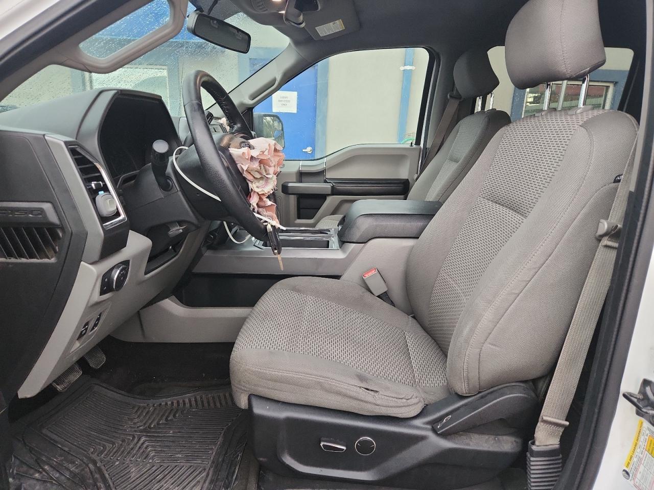 2015 Ford F150 Supercrew - Фото 7