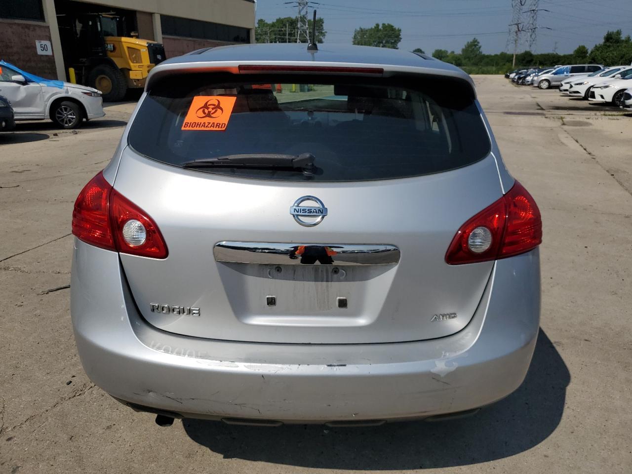 2013 Nissan Rogue S - Image 6