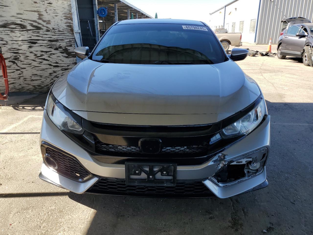 2018 Honda Civic Sport - Image 5
