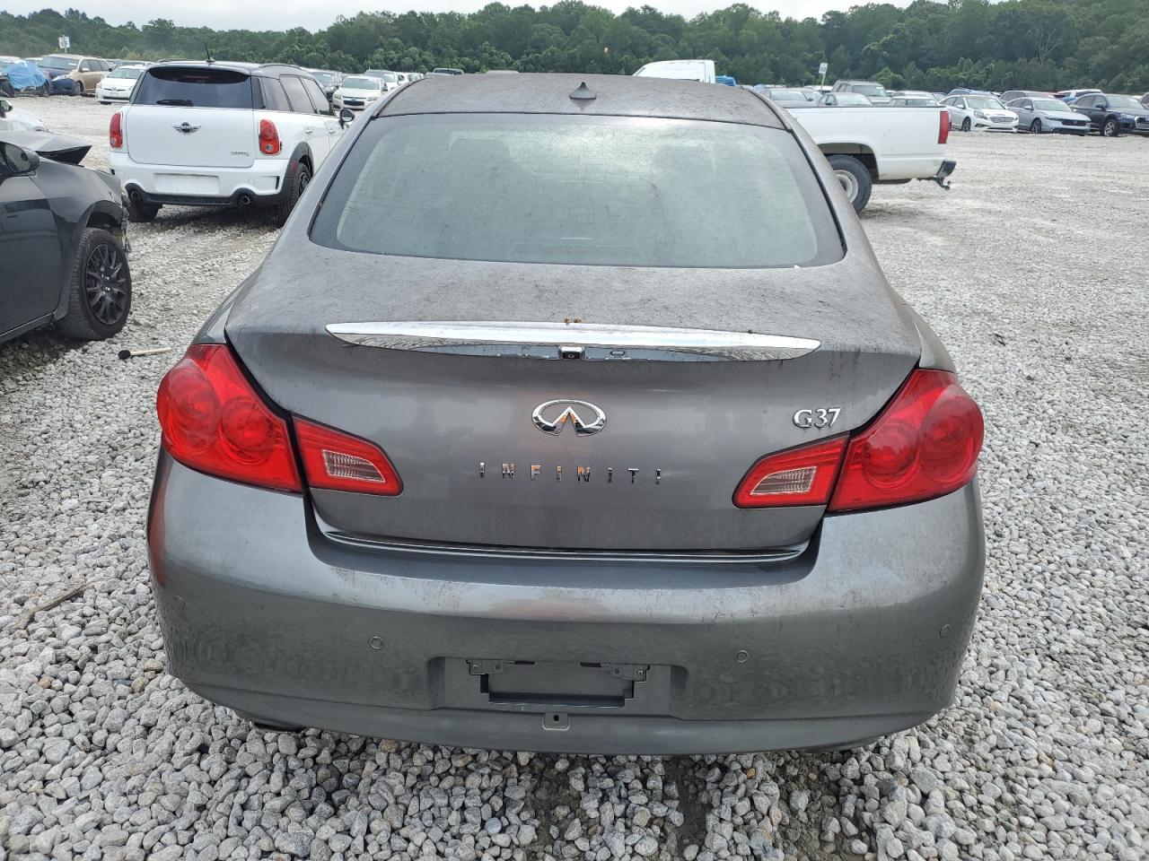 2011 Infiniti G37 Base - Image 6