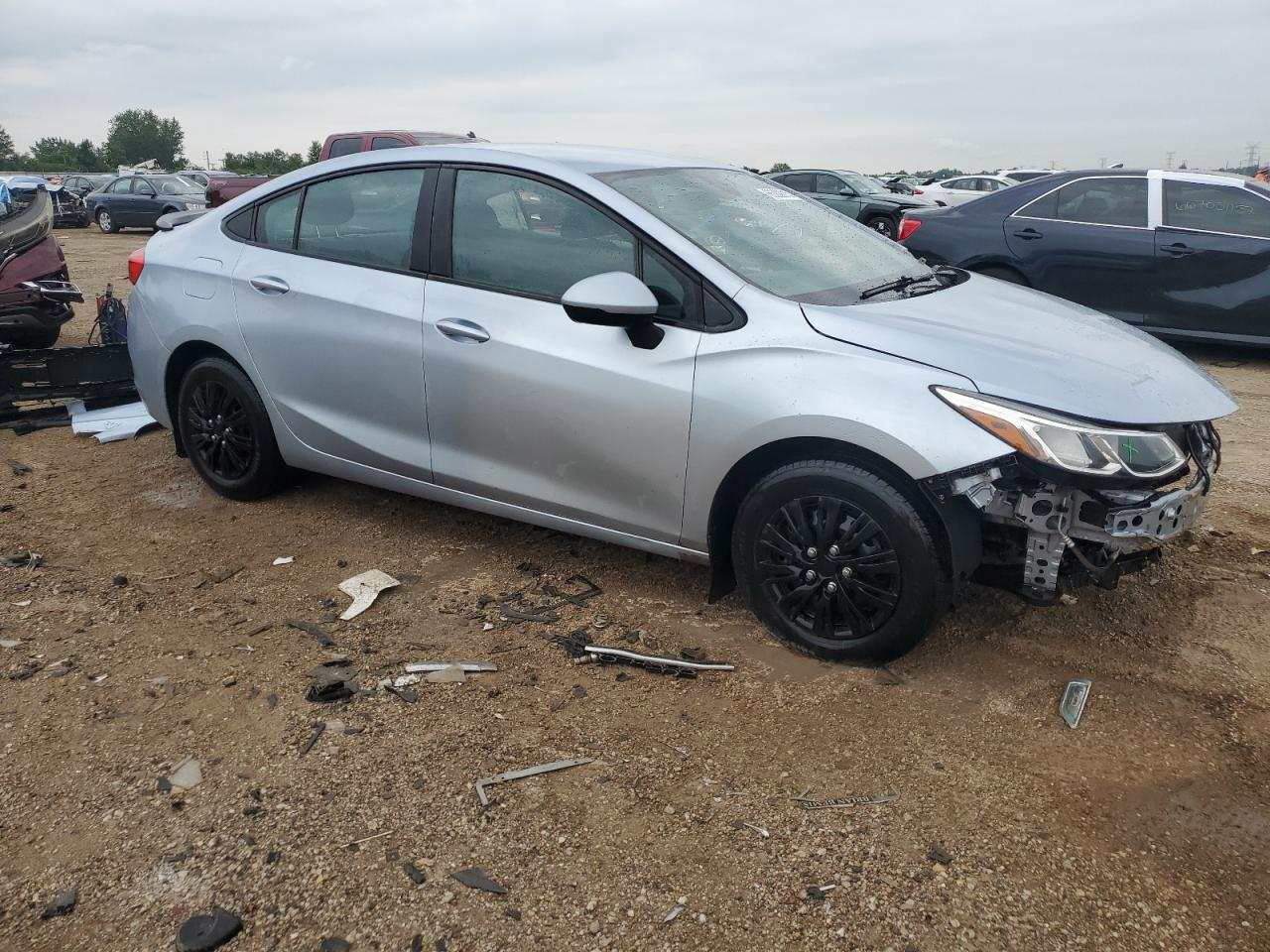 2017 Chevrolet Cruze Ls - Фото 4