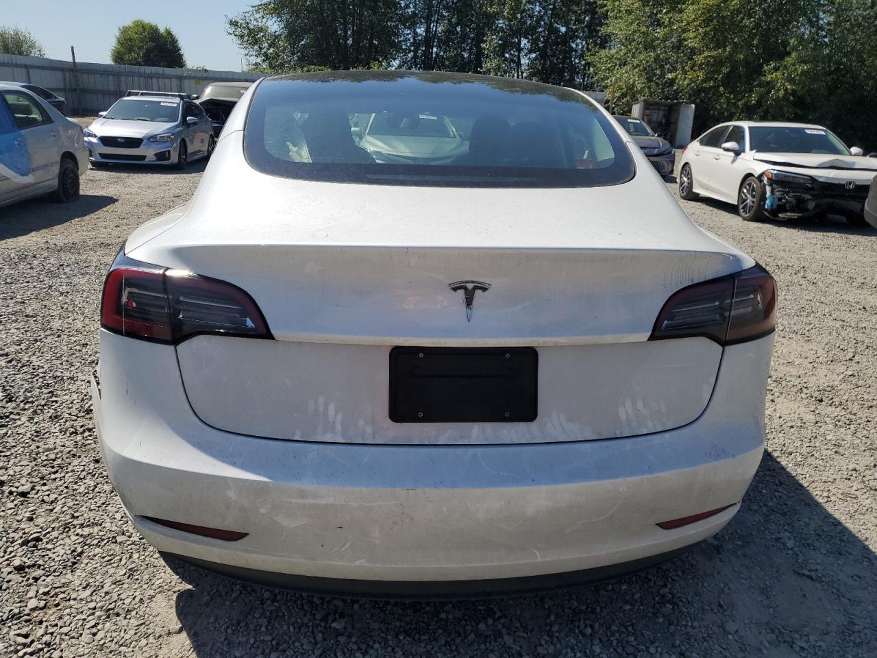 2023 Tesla Model 3 - Фото 6