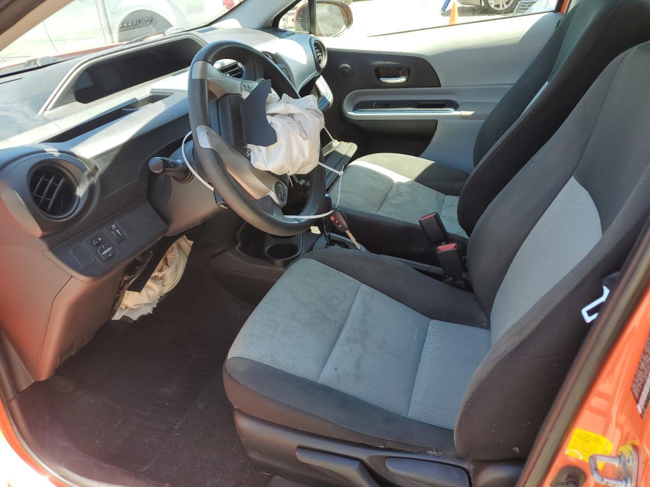 2012 Toyota Prius C - Фото 7