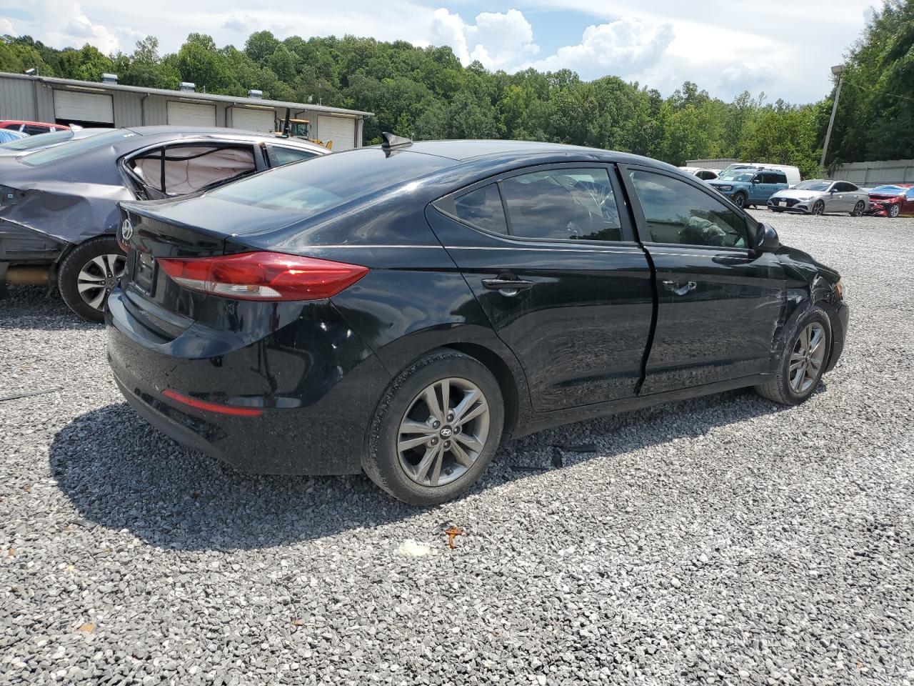 2017 Hyundai Elantra Se - Фото 3