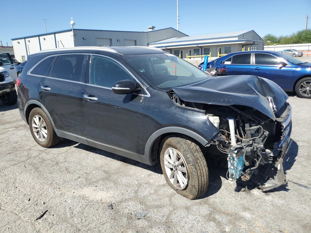 2020 Kia Sorento L - Image 4