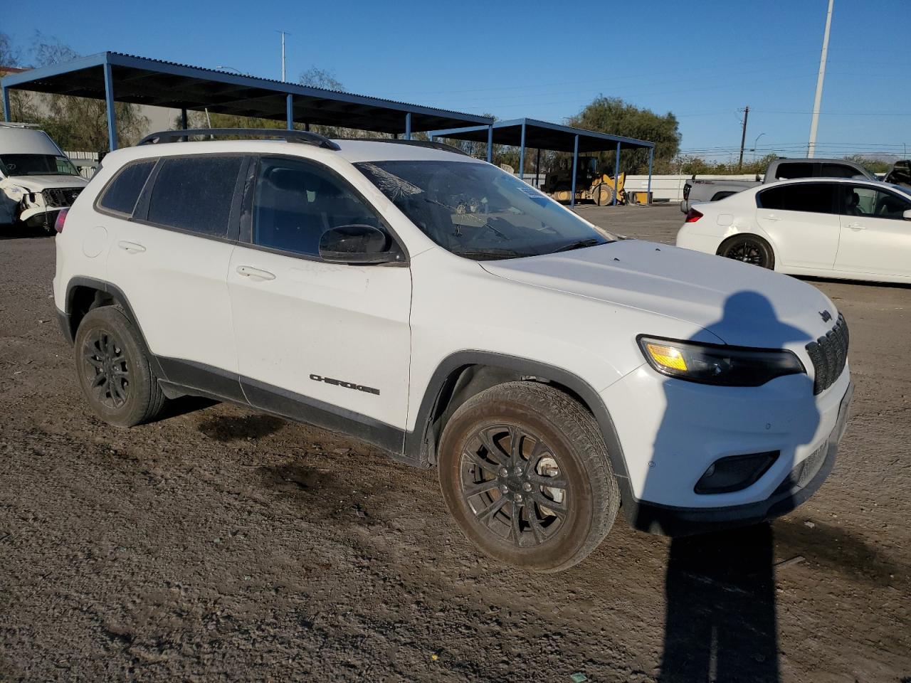 2023 Jeep Cherokee Altitude Lux - Image 4