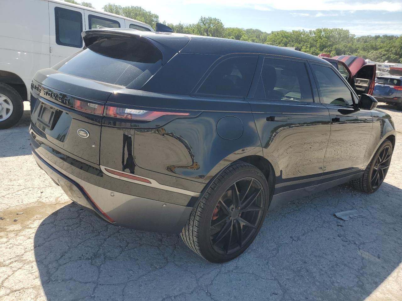 2018 Land Rover Range Rover Velar R-Dynamic Se - Image 3