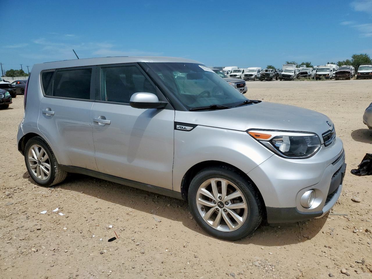 2017 Kia Soul + - Image 4