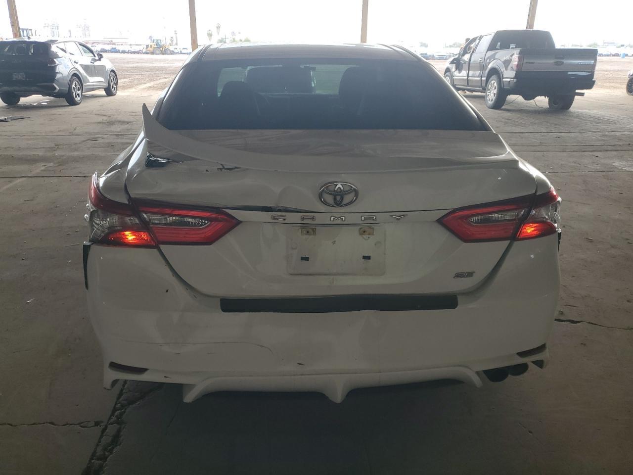 2018 Toyota Camry L - Image 6