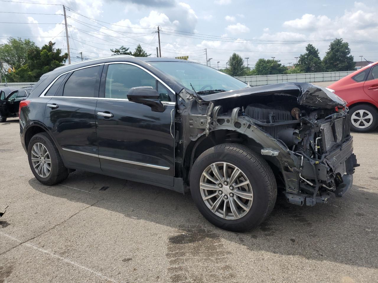 2017 Cadillac Xt5 Luxury - Image 4