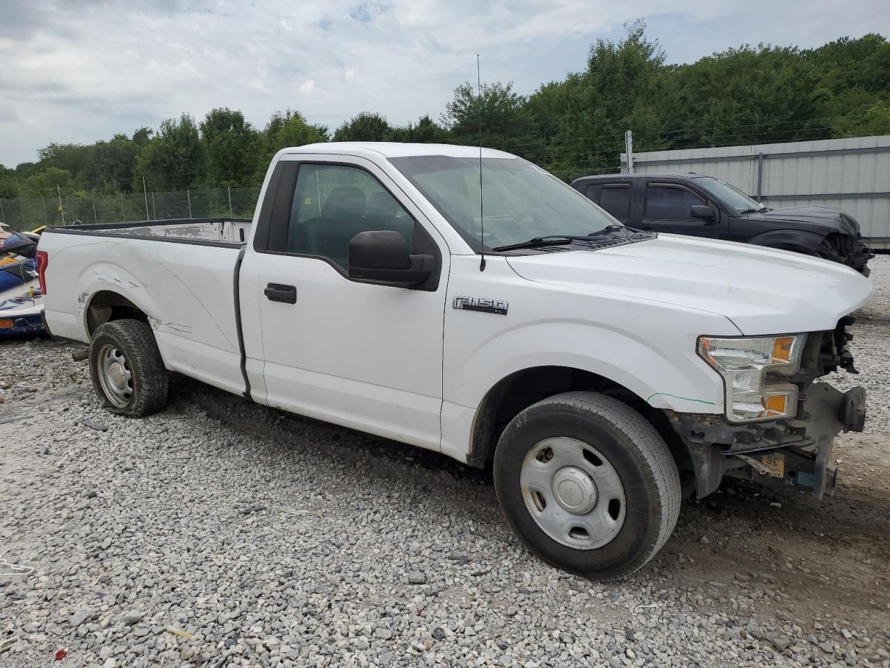 2016 Ford F150 - Фото 4