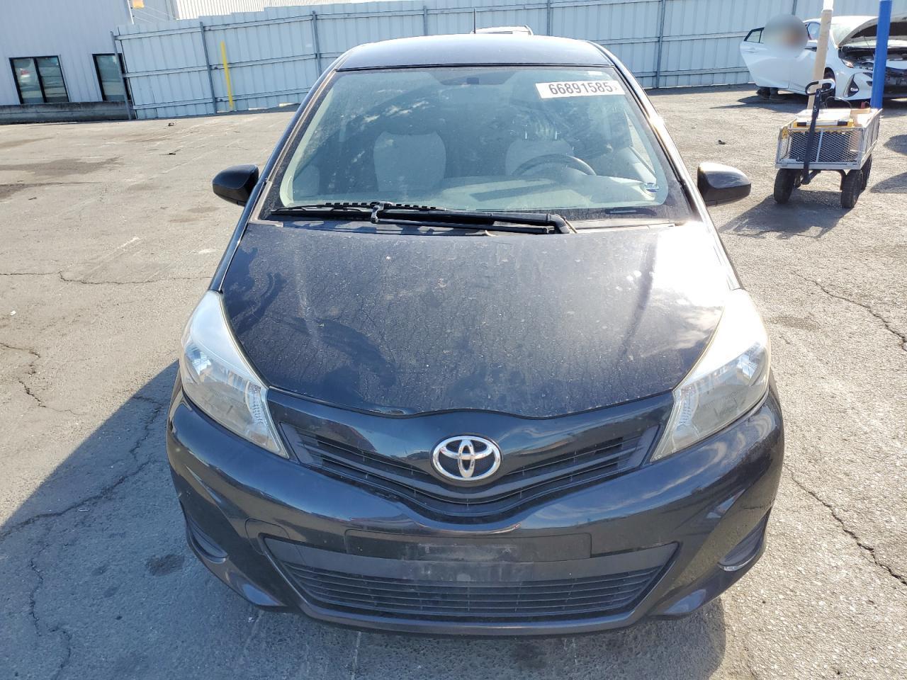 2012 Toyota Yaris - Фото 5