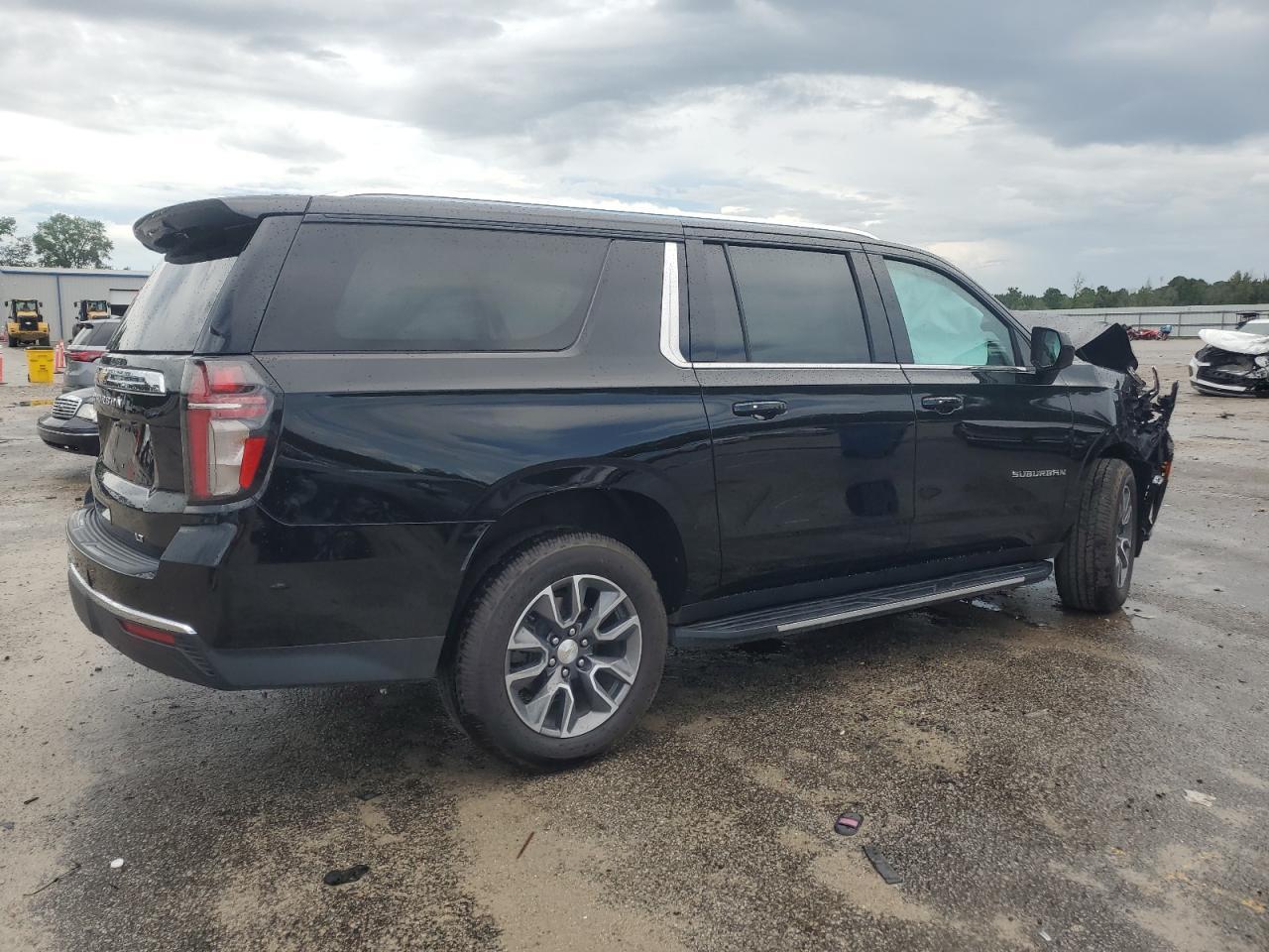 2021 Chevrolet Suburban C1500 Lt - Фото 3