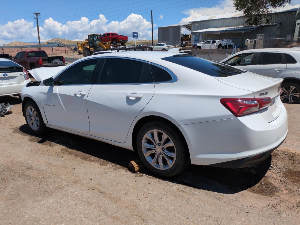 2019 Chevrolet Malibu Lt - Image 2